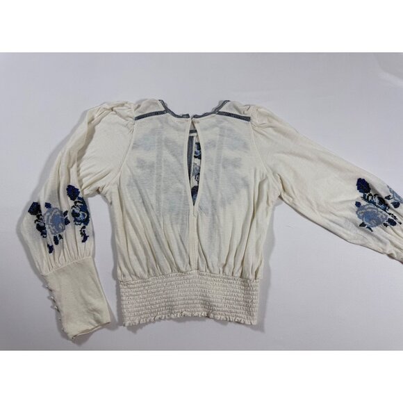 Free People Embroidered Boho Peasant Blouse Small Ivory Blue Floral Smocked Wais - Picture 4 of 14